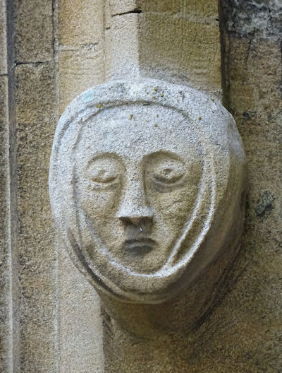 paglesham_church_carving